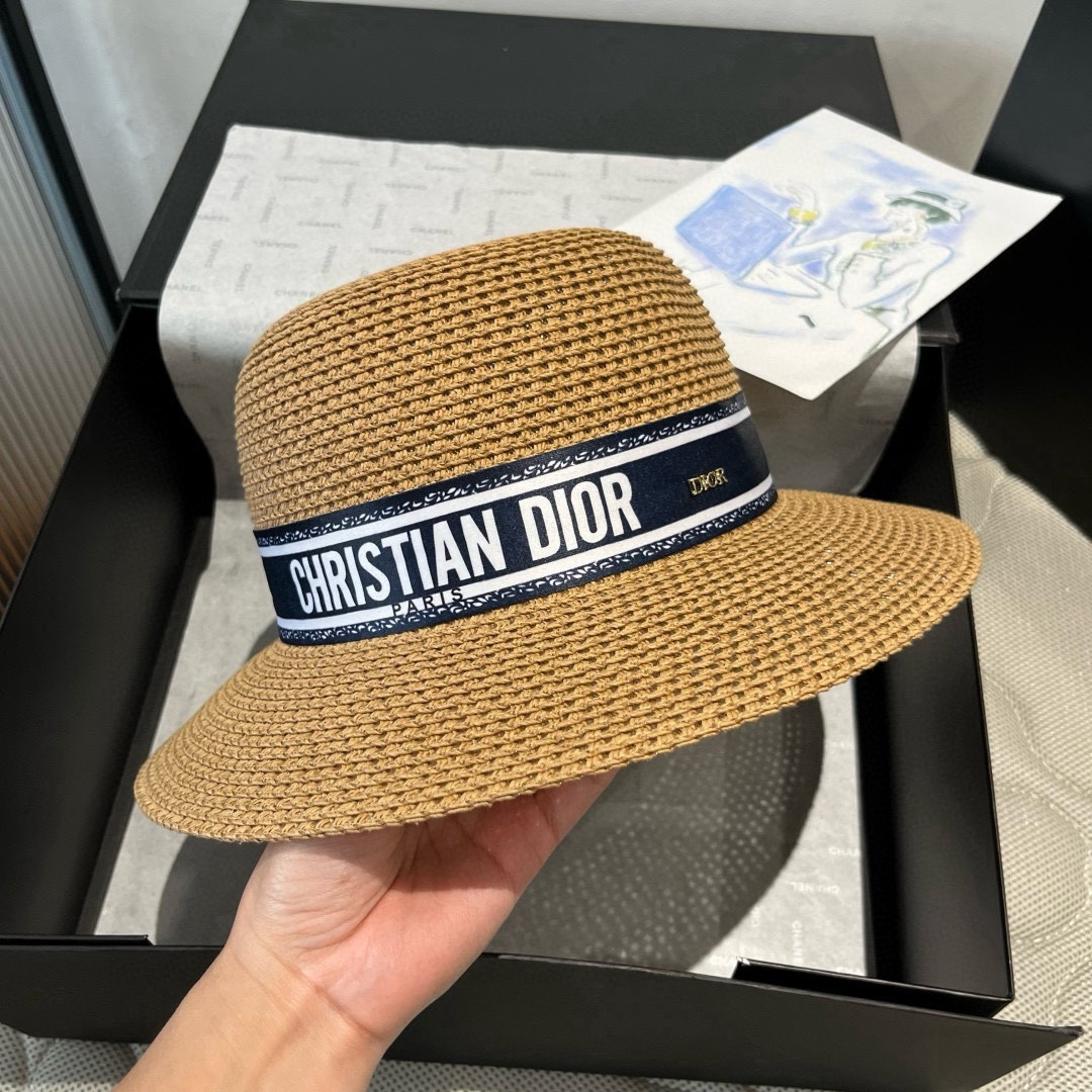 🆕
Dior迪奥盆帽 、盆帽，头围57cm