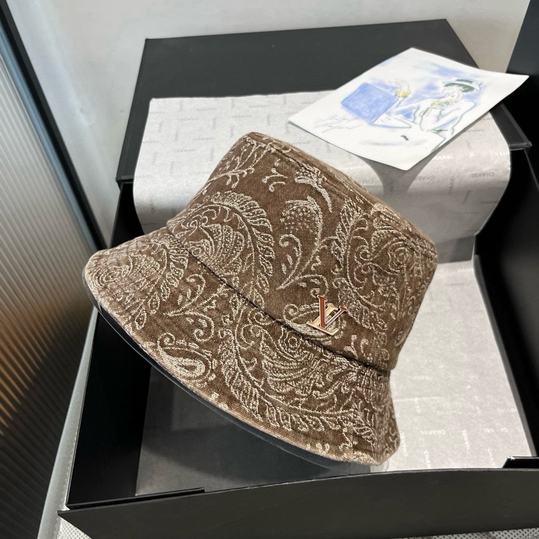 🆕

Lv新款渔夫帽，头围57cm