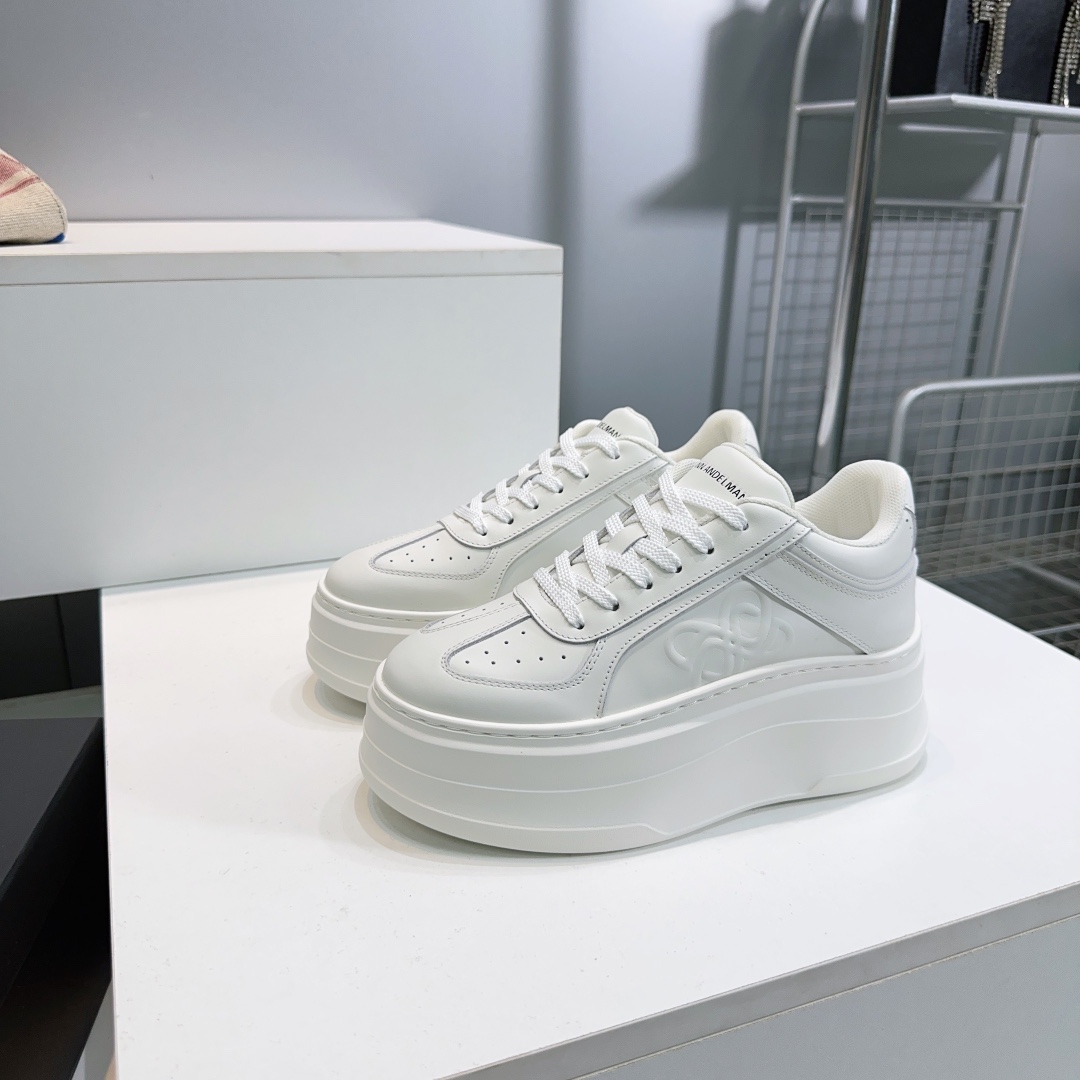 High-Quality Contemporary Design Shoes with Abstract Image and Comfortable Fit - 图片 5