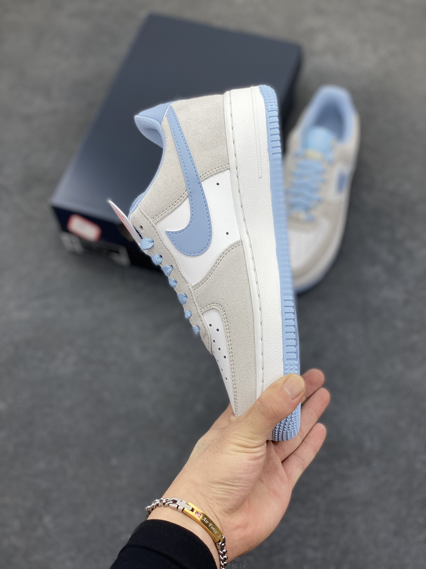 图片[3]-Nike Air Force 1 Low 海盐蓝 原楦头原纸板 打造纯正空军版型 专注外贸渠道 全掌内置蜂窝气垫 原盒配件 原厂中底钢印、拉帮完美 货号：FQ8714-005 尺码：35.5 36 36.5 37.5 38 38.5 39 40 40.5 41 42 42.5 43 44 44.5 45-选品中心
