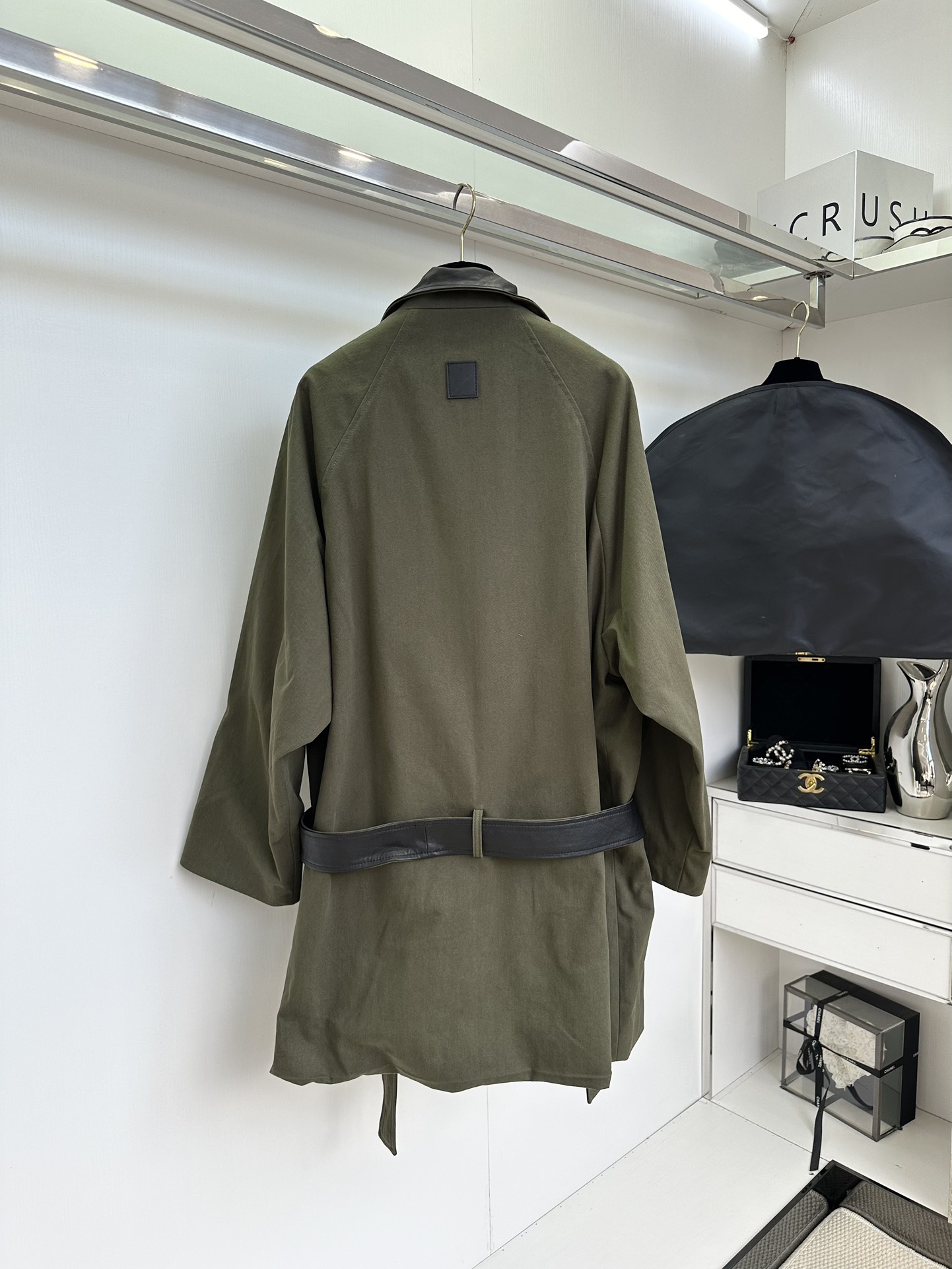 Loewe - 3 i1754591008 7915 1
