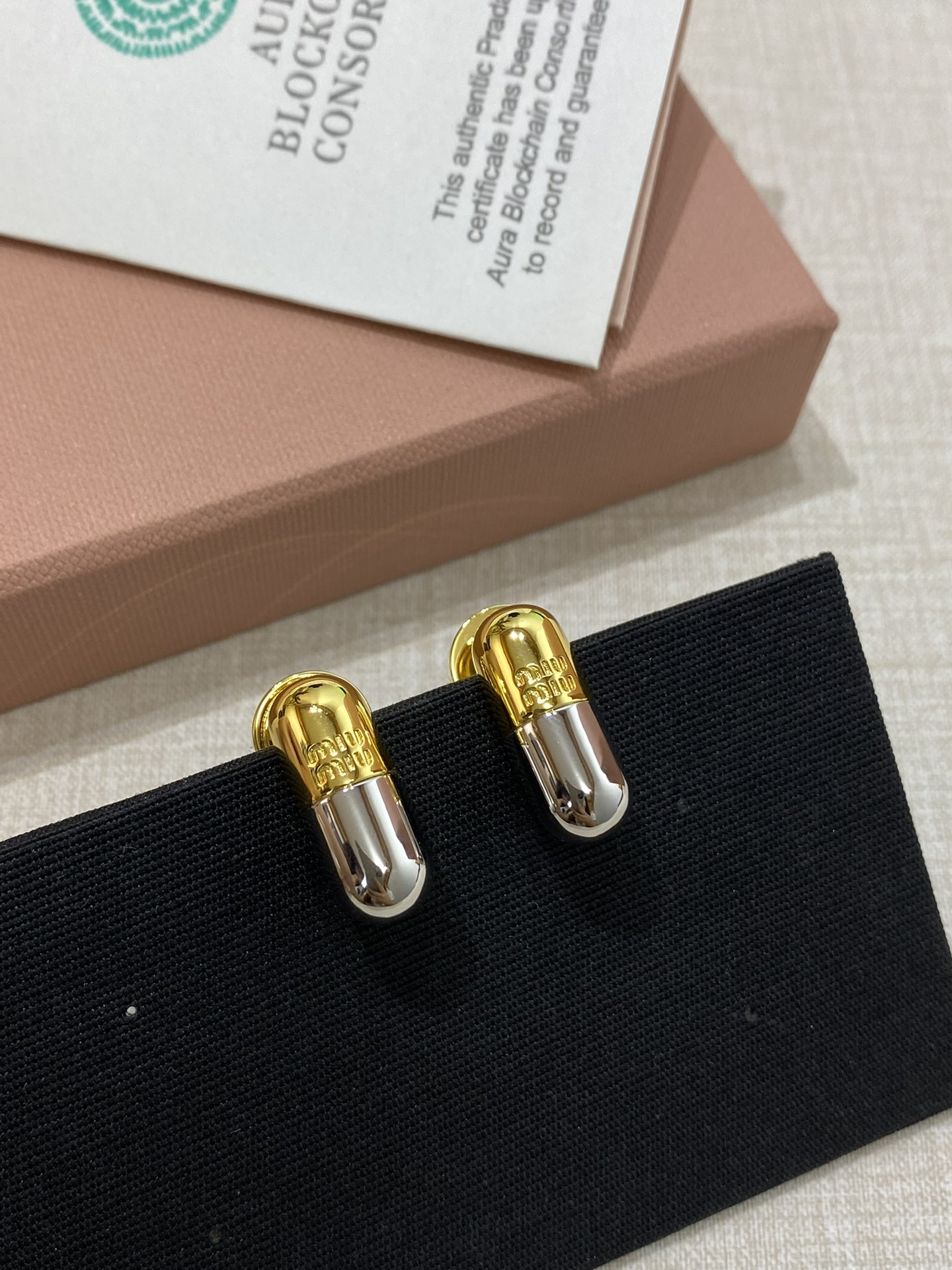 미우미우 귀걸이 135647 Miu Miu Earrings 썸네일 이미지