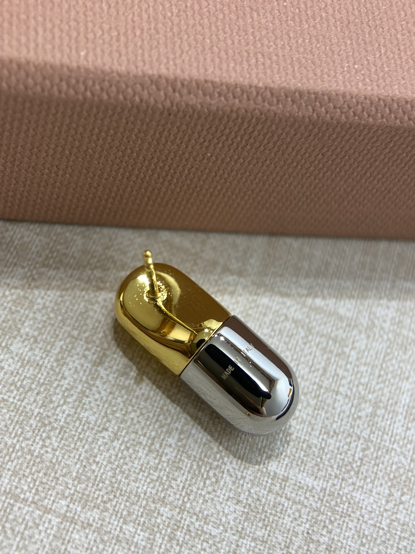 미우미우 귀걸이 135647 Miu Miu Earrings 썸네일 이미지