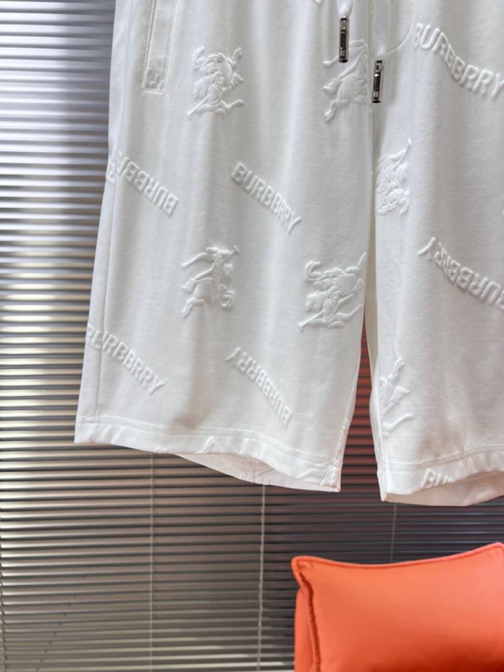 “Stylish Burberry Baballi Shorts: 80% Cotton, Double-Headed Tweezers, Floral Design, Monolithic Interior” - 图片 7