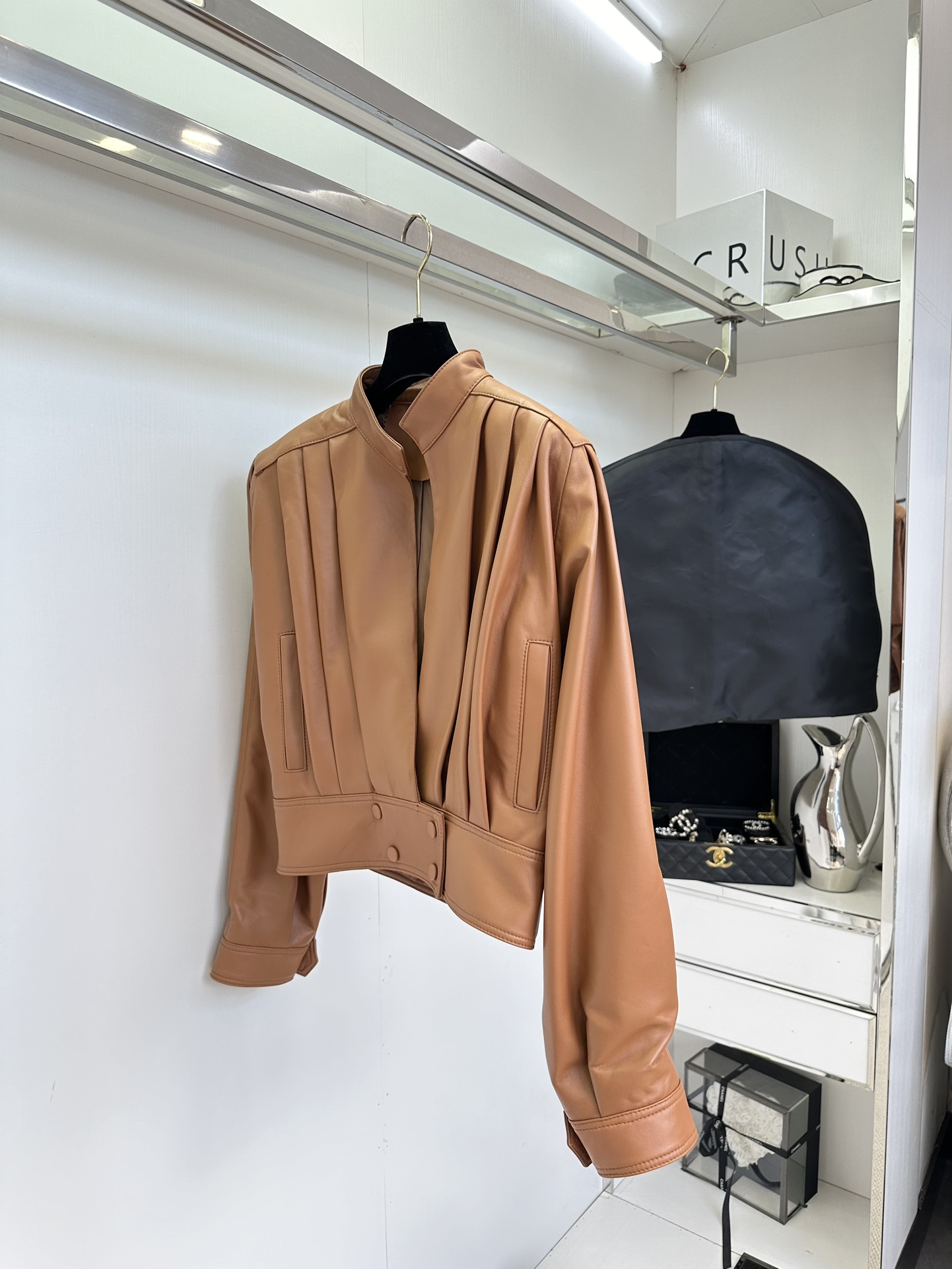 Genuine Lambskin Leather Jacket for Women - Stylish Multi-Fold Design 4 i1754620150 4048 2