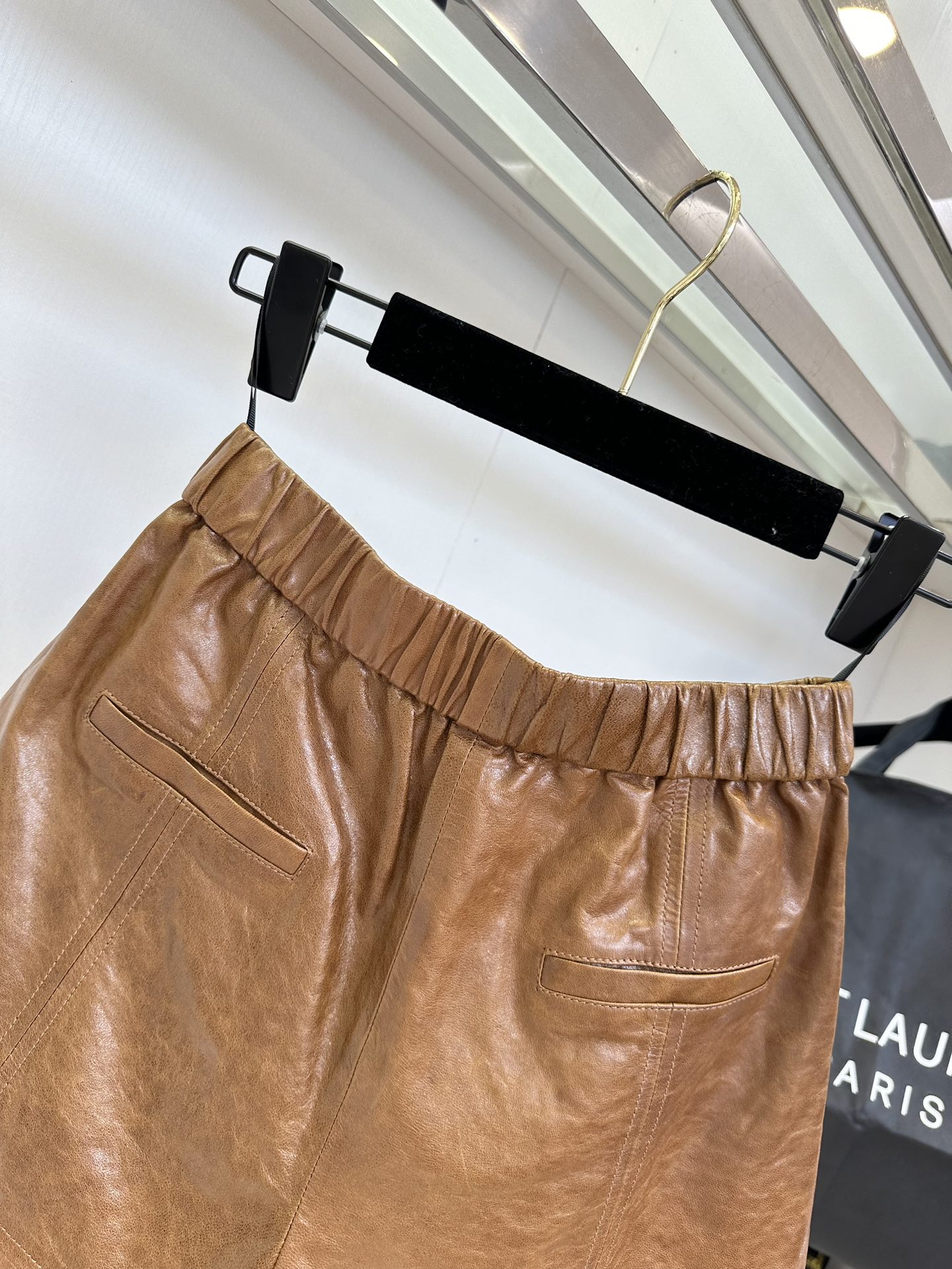 Women's Lambskin A-Line Shorts with Elastic Waist - Chic & Comfortable 10 i1754621269 7748 8