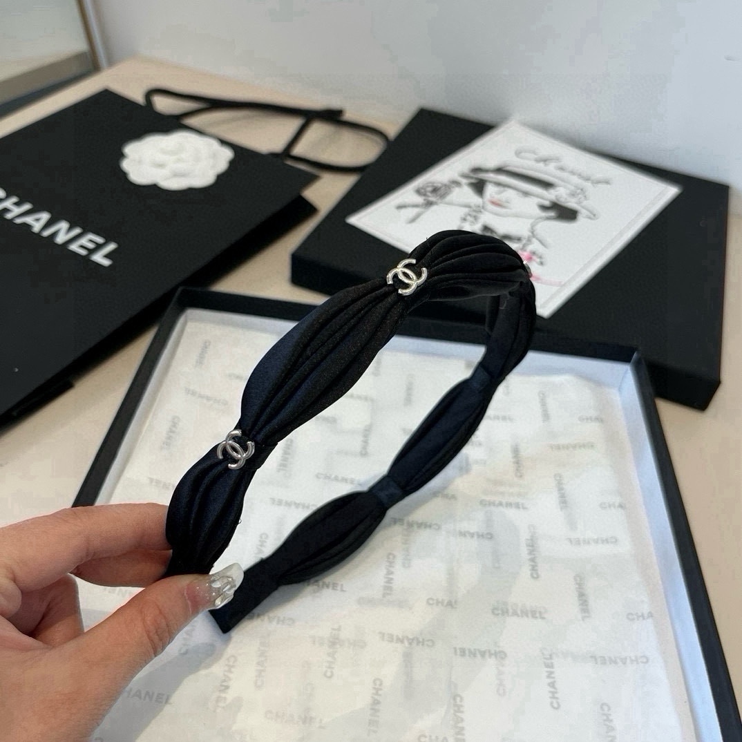 🆕

Chanel香奈儿2025新款发箍