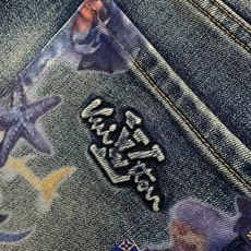 ,LouisVuitton 路易威登,2026秋季最新款,专柜同步有售,原单狠货,时尚休闲牛仔裤,上身很有特点!吸睛而有 ,LouisVuitton 路易威登,2026秋季最新款,专柜同步有售,原单狠货,时尚休闲牛仔裤,上身很有特点!吸睛而有