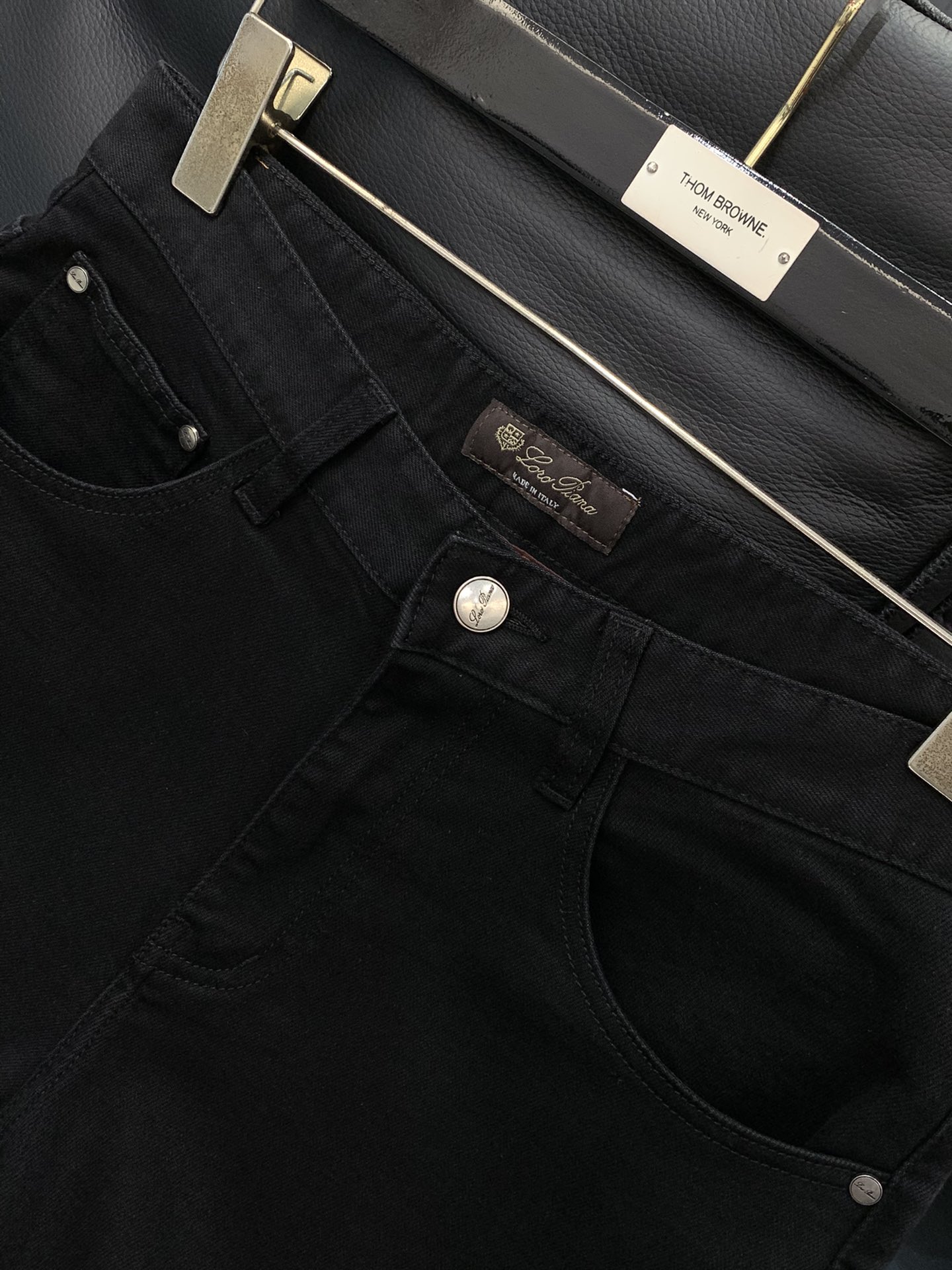 “Autumn 2025 Loro Piana Jeans: Imported Fabric, Top-Level Embroidery, Hardware Decoration, Code 30-38” - 图片 3