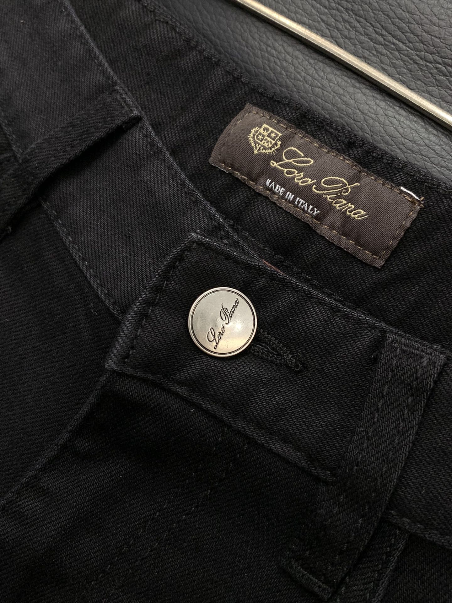 “Autumn 2025 Loro Piana Jeans: Imported Fabric, Top-Level Embroidery, Hardware Decoration, Code 30-38” - 图片 5