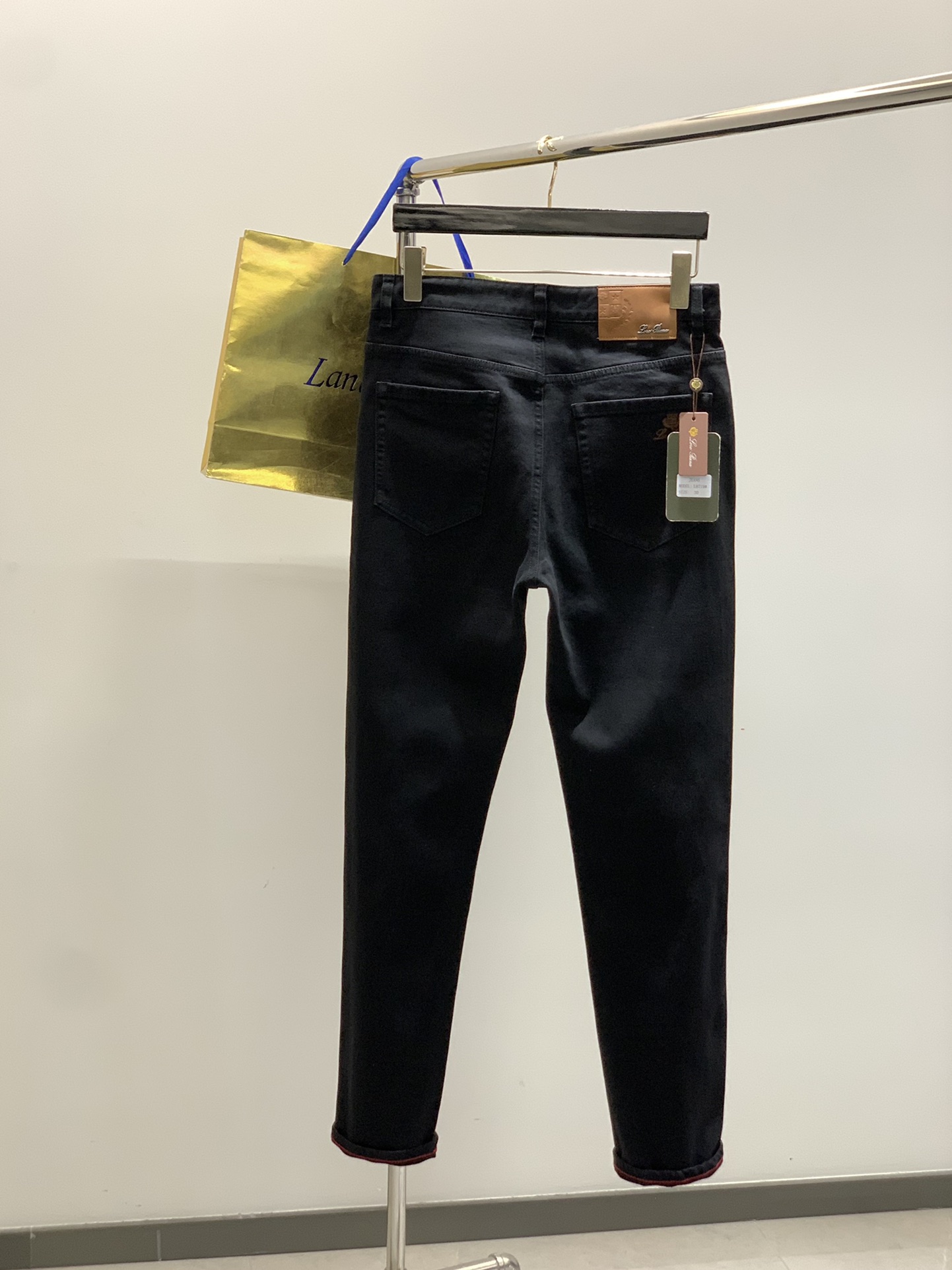 “Autumn 2025 Loro Piana Jeans: Imported Fabric, Top-Level Embroidery, Hardware Decoration, Code 30-38” - 图片 2