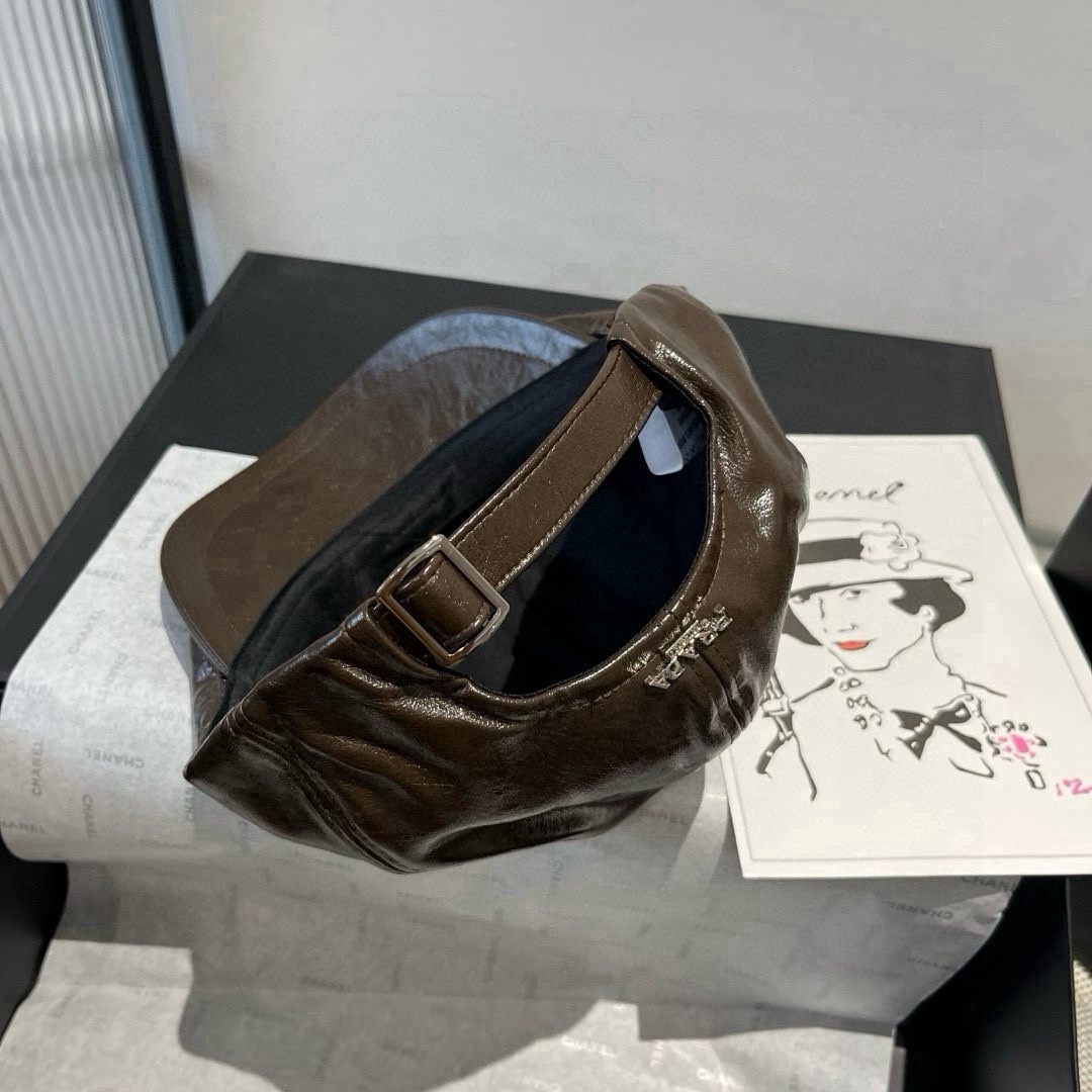 🆕

普拉达新款前进帽，高端定，头围57cm