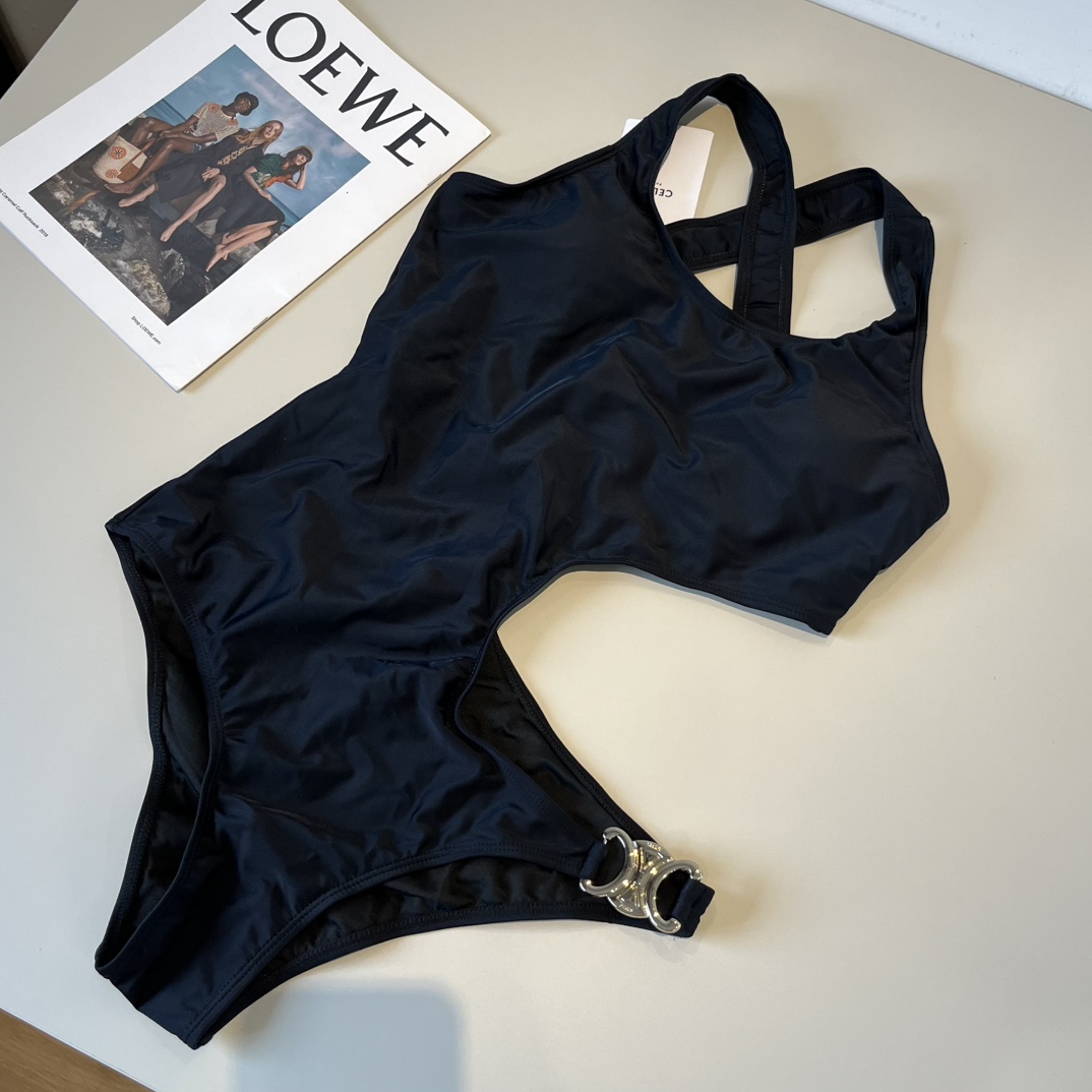 🆕
Celine赛琳 官方新款泳衣比基尼👙，高端定制，S M L XL