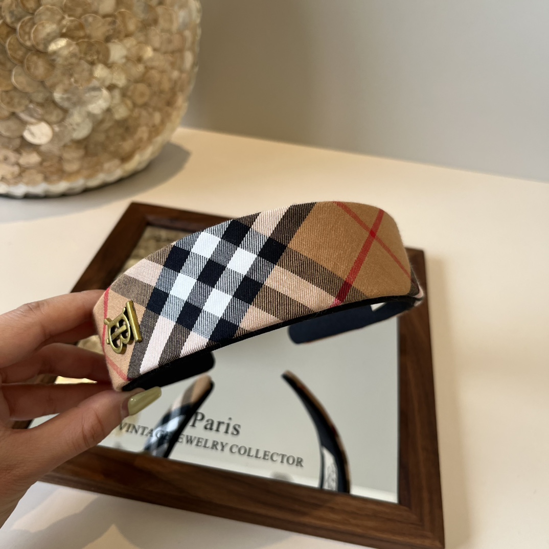 🆕

Burberry巴宝莉新款发箍
