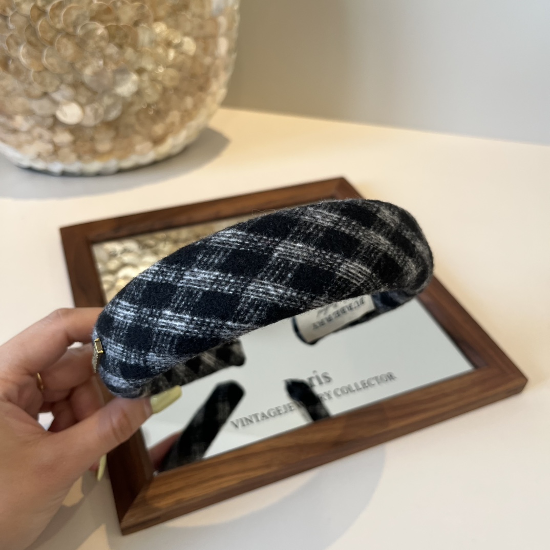 🆕

Burberry巴宝莉新款发箍