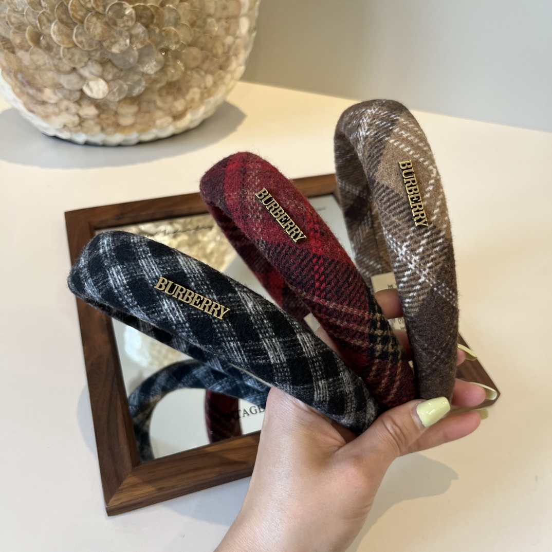 🆕

Burberry巴宝莉新款发箍