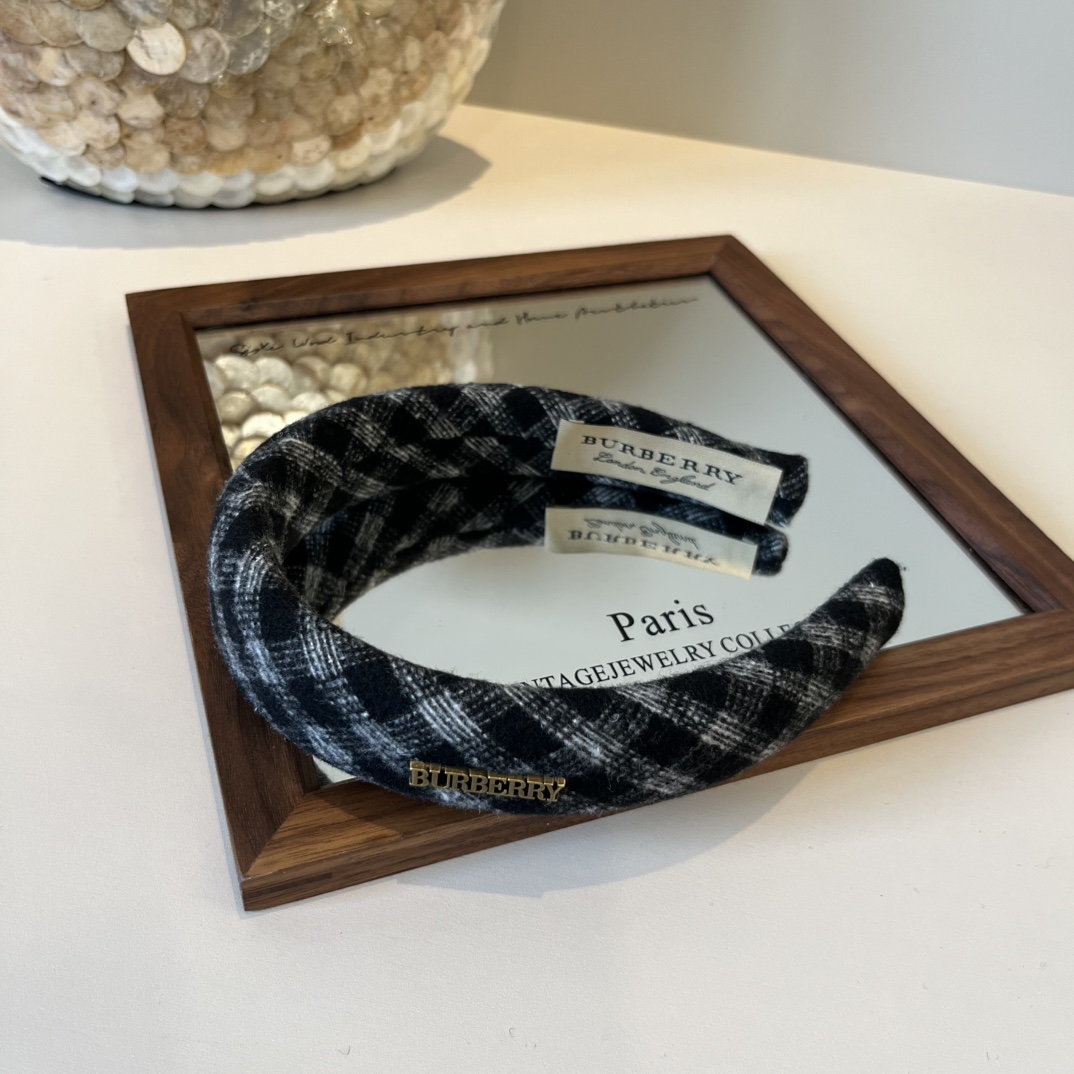 🆕

Burberry巴宝莉新款发箍