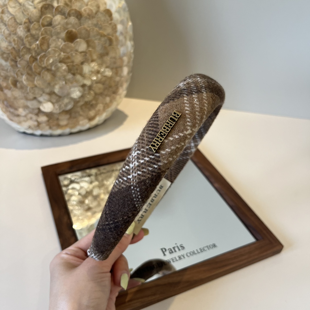 🆕

Burberry巴宝莉新款发箍