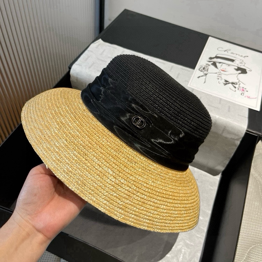 🆕

Dior迪奥新款礼帽，高级PP草，拼色盆帽，名媛风，头围57cm