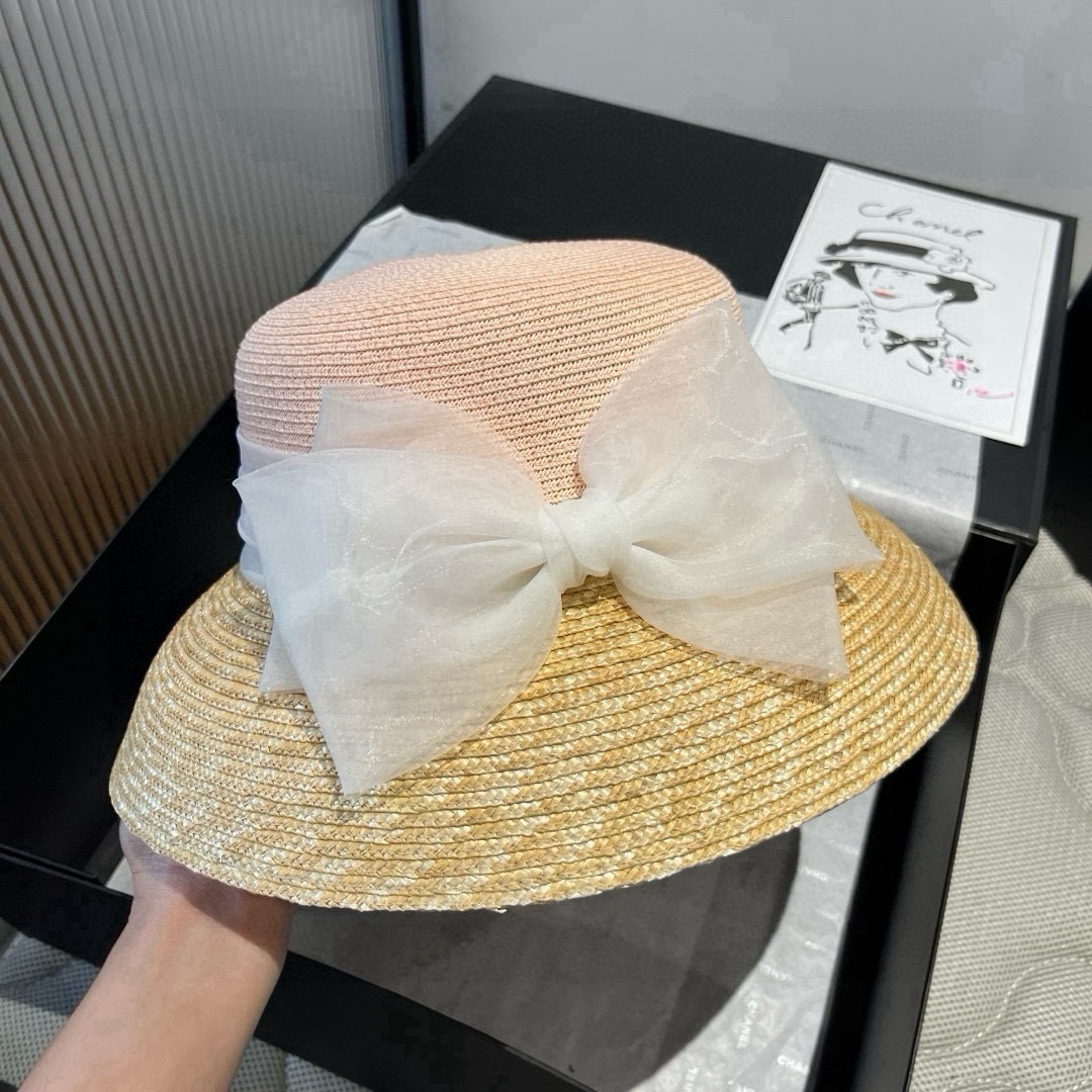 🆕

Dior迪奥新款礼帽，高级PP草，拼色盆帽，名媛风，头围57cm