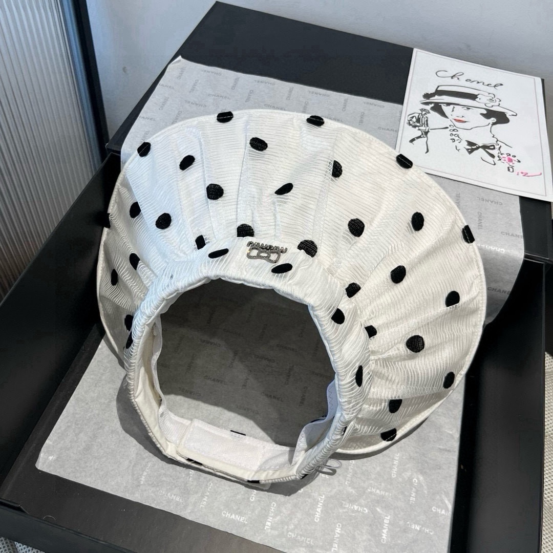 🆕

miumiu缪缪贝壳帽，空顶遮阳帽 可调节