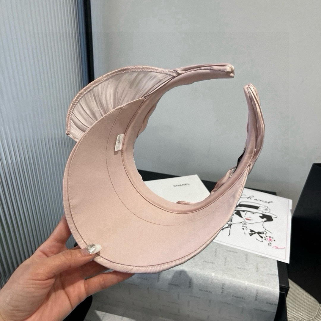 🆕

miumiu缪缪新款真丝发箍，蝴蝶结遮阳帽