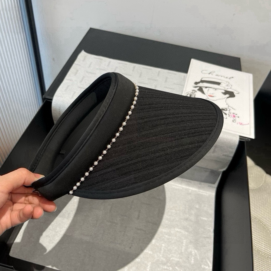 🆕

缪缪miumiu空顶发箍遮阳帽