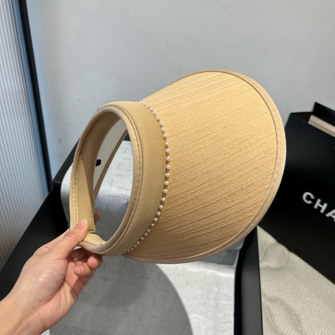 🆕

缪缪miumiu空顶发箍遮阳帽