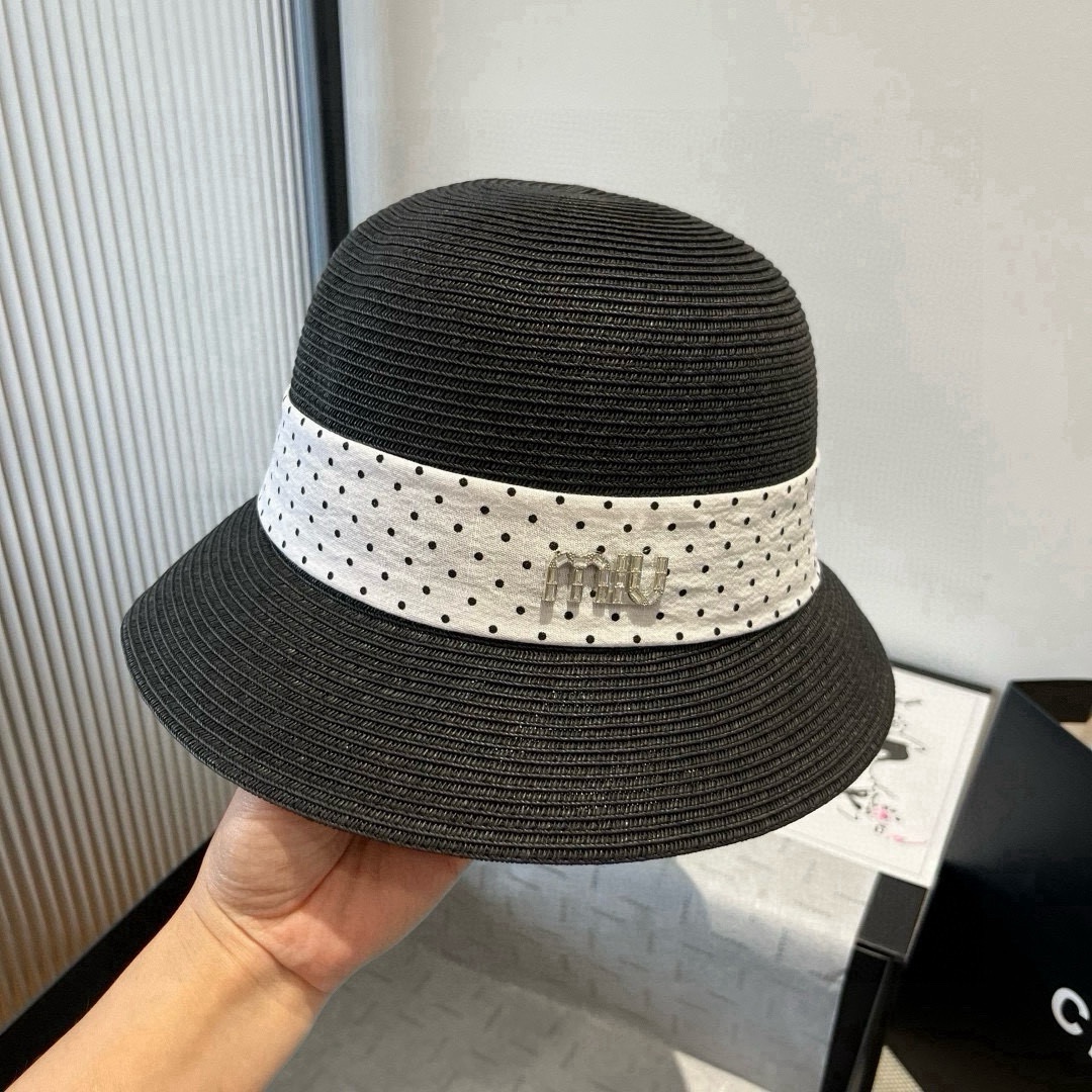 🆕

miumiu缪缪新款盆帽