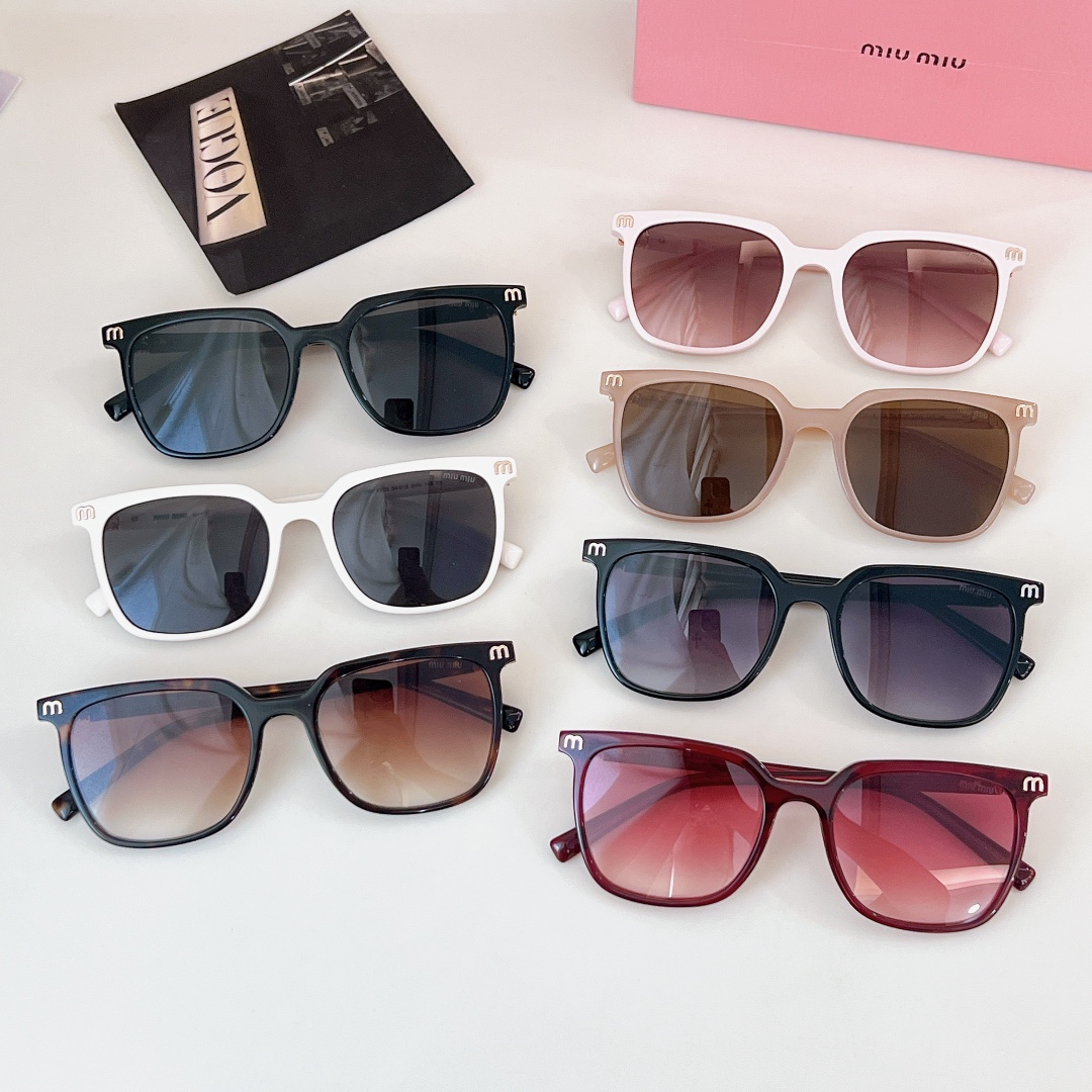  MiuMi*
Mod：VMU61ZS
Size：54-18-145
🔝🔝