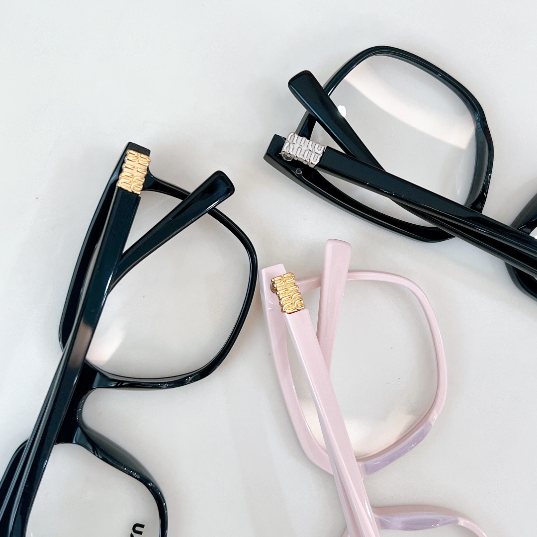  MiuMi*
Mod：VMU61ZS
Size：54-18-145
🔝🔝