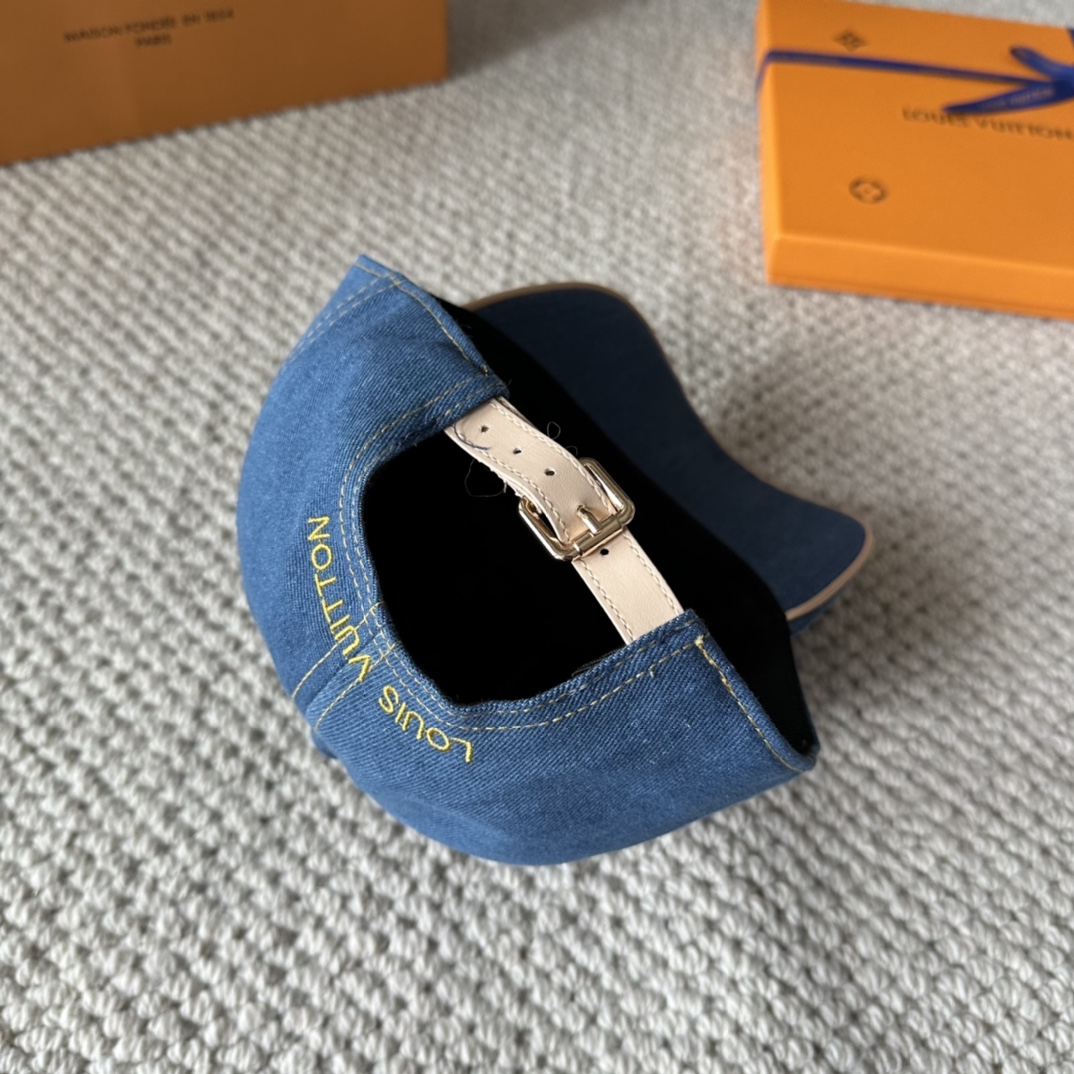 

LV路易威登棒球帽  轻盈透气。完美版型，独家实物拍摄，男女适用