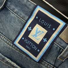 ,LouisVuitton 路易威登,2026秋季最新款,专柜同步有售,原单狠货,时尚休闲牛仔裤,上身很有特点!吸睛而有 ,LouisVuitton 路易威登,2026秋季最新款,专柜同步有售,原单狠货,时尚休闲牛仔裤,上身很有特点!吸睛而有