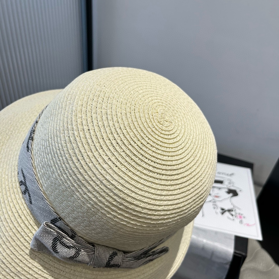 🆕

Chanel香奈儿草帽，高级定制，头围57cm。