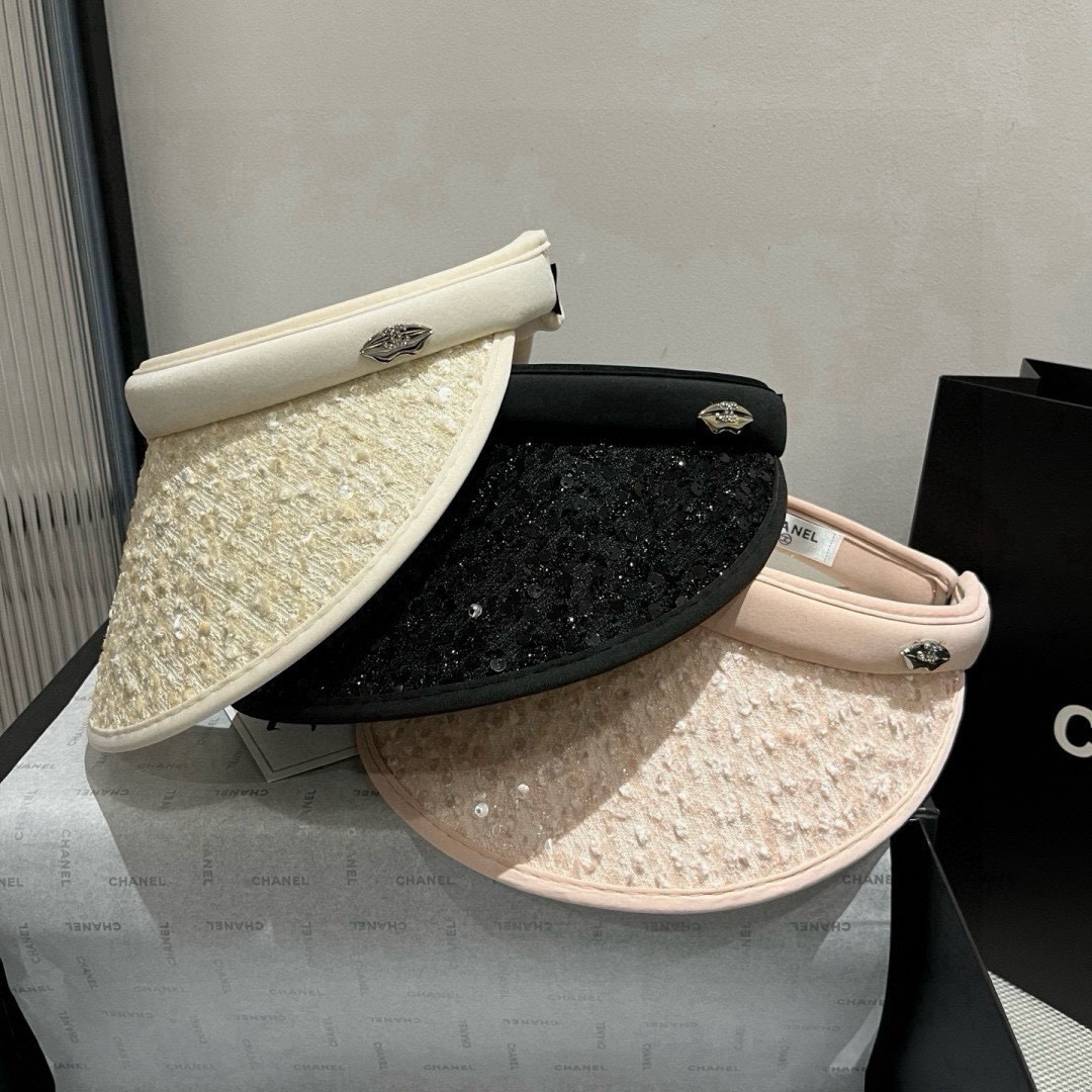 🆕

Chanel香奈儿珠片发箍，遮阳空顶帽