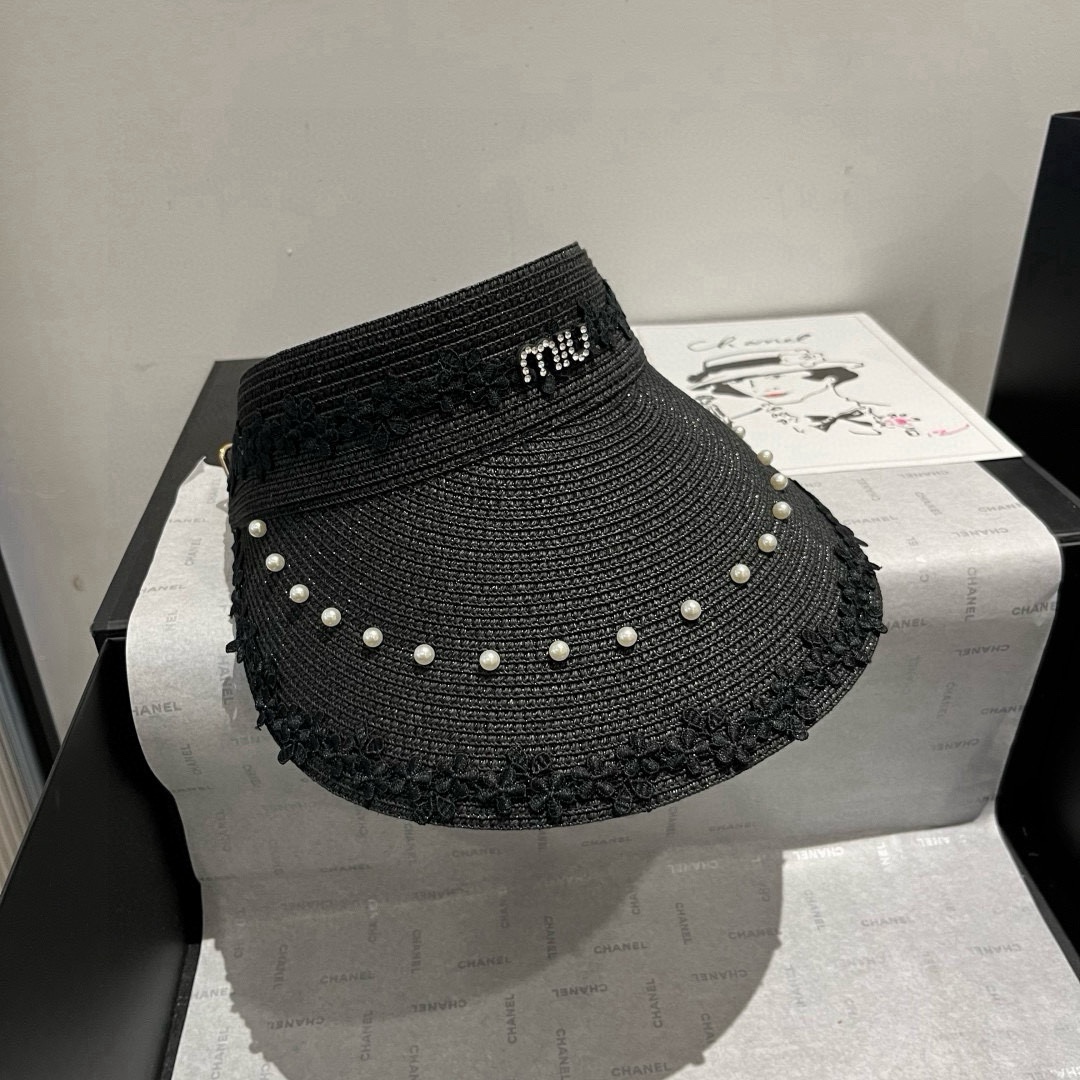 🆕

缪缪miumiu空顶发箍遮阳帽