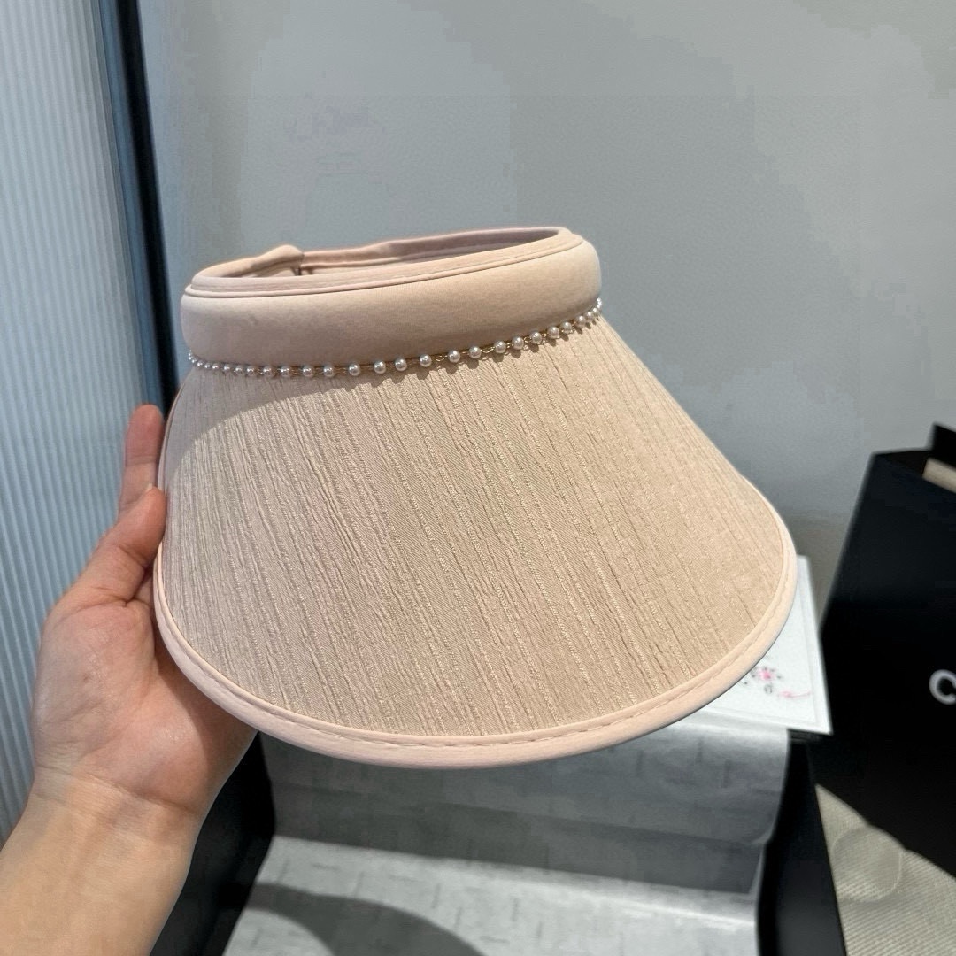 🆕

缪缪miumiu空顶发箍遮阳帽