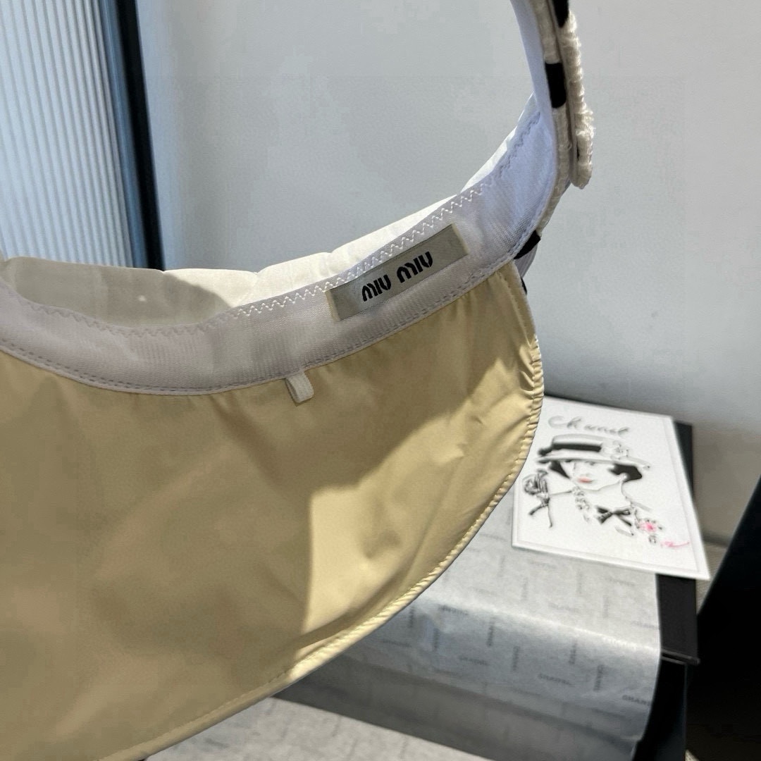 🆕

miumiu缪缪贝壳帽，空顶遮阳帽 可调节