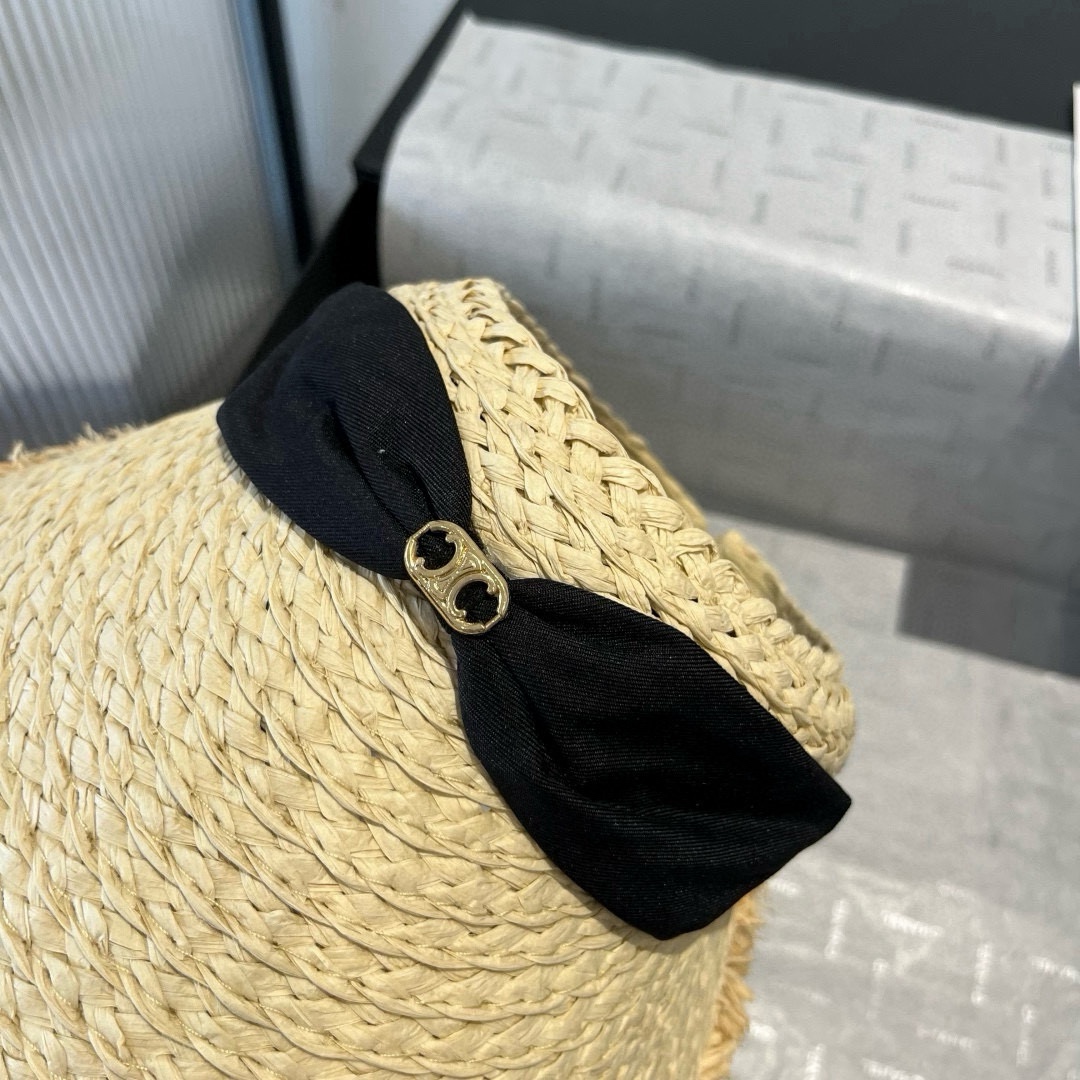 🆕

Celine赛琳新款草帽，空顶蝴蝶结遮阳帽