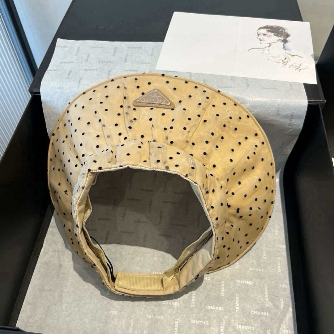🆕

PRADA普拉达新款贝壳帽，空顶遮阳帽