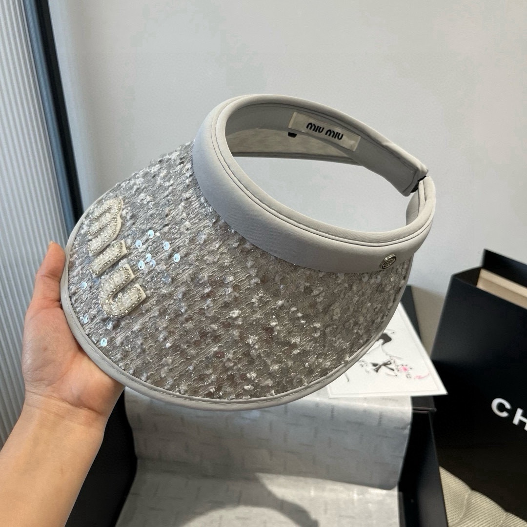 🆕

miumiu缪缪新款空顶遮阳帽