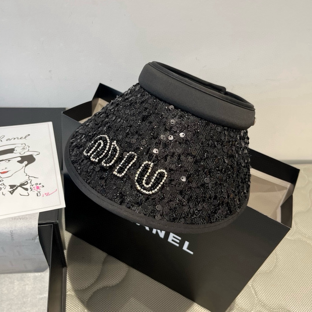 🆕

miumiu缪缪新款空顶遮阳帽