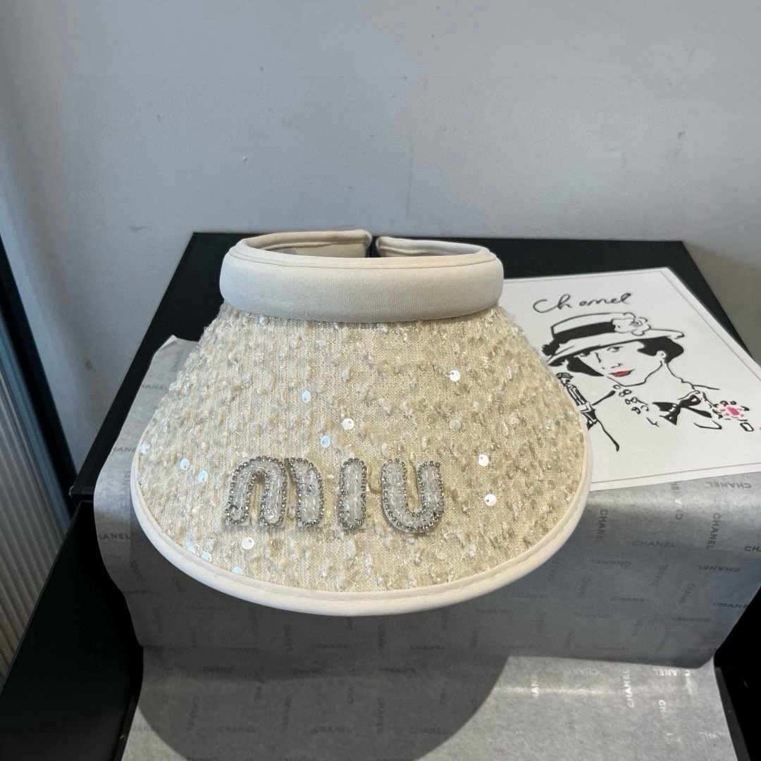 🆕

miumiu缪缪新款空顶遮阳帽