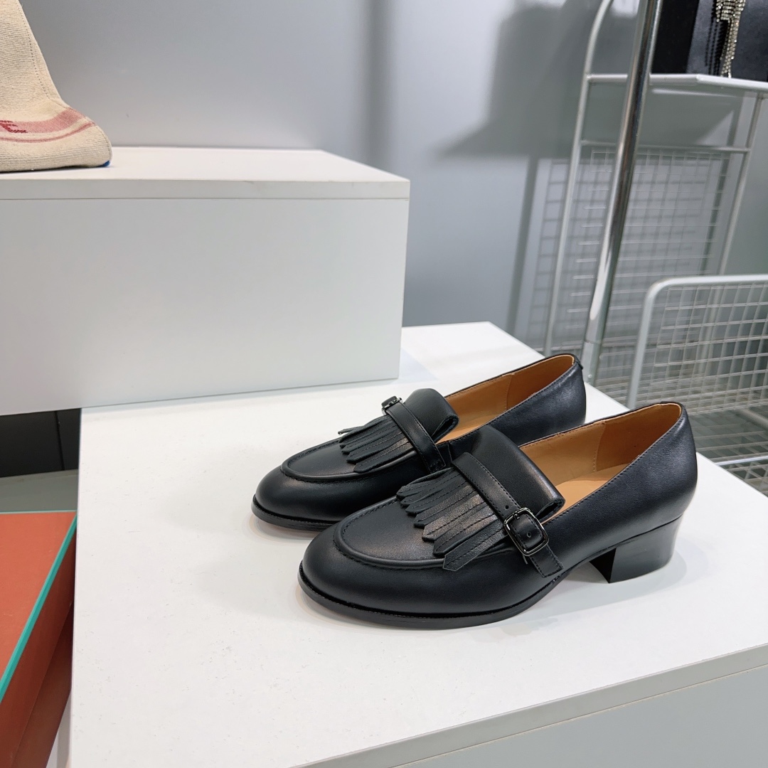 “High-Quality Oxen Leather Shoes: Classic Design with Italian Craftsmanship | Sizes 35-41” - 图片 1