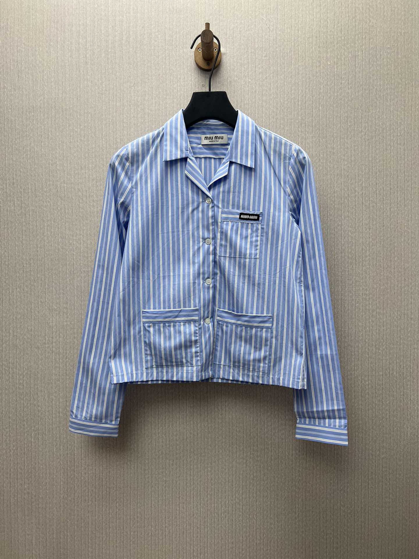 MIUMIU 25ss nueva camisa de rayas de algodón de manga larga, cuello cuadrado, versión alta, tallas: 36.38.40.