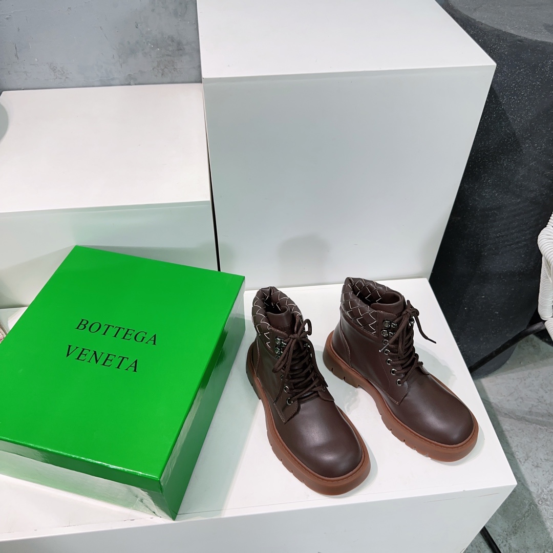 Top Quality Bottega Veneta 25ss Short Boots for Autumn and Winter – Factory Outlet 864 – Original Packaging Included - 图片 5