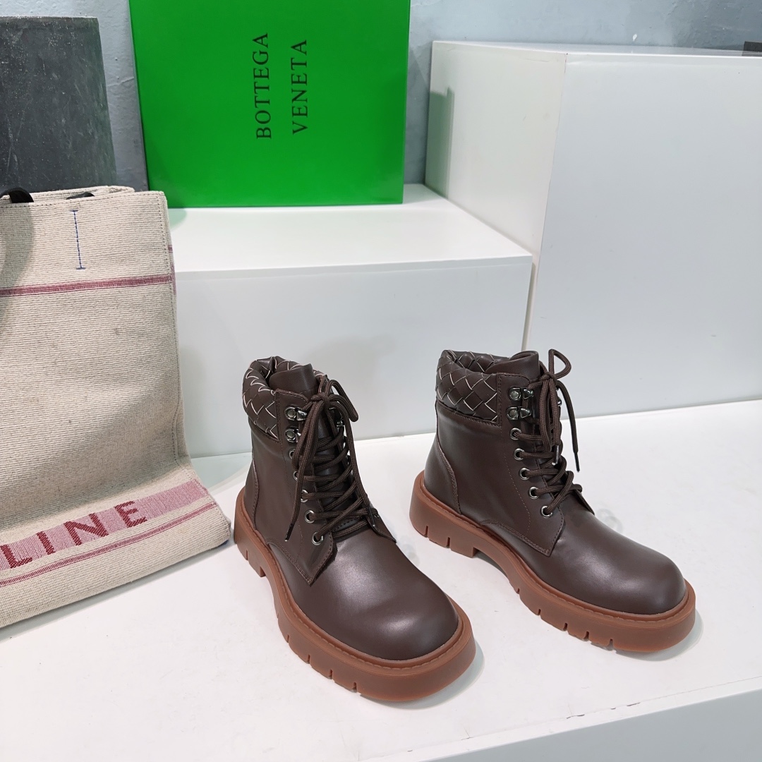 Top Quality Bottega Veneta 25ss Short Boots for Autumn and Winter – Factory Outlet 864 – Original Packaging Included - 图片 1