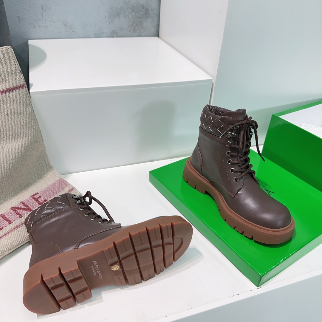 Top Quality Bottega Veneta 25ss Short Boots for Autumn and Winter – Factory Outlet 864 – Original Packaging Included - 图片 8