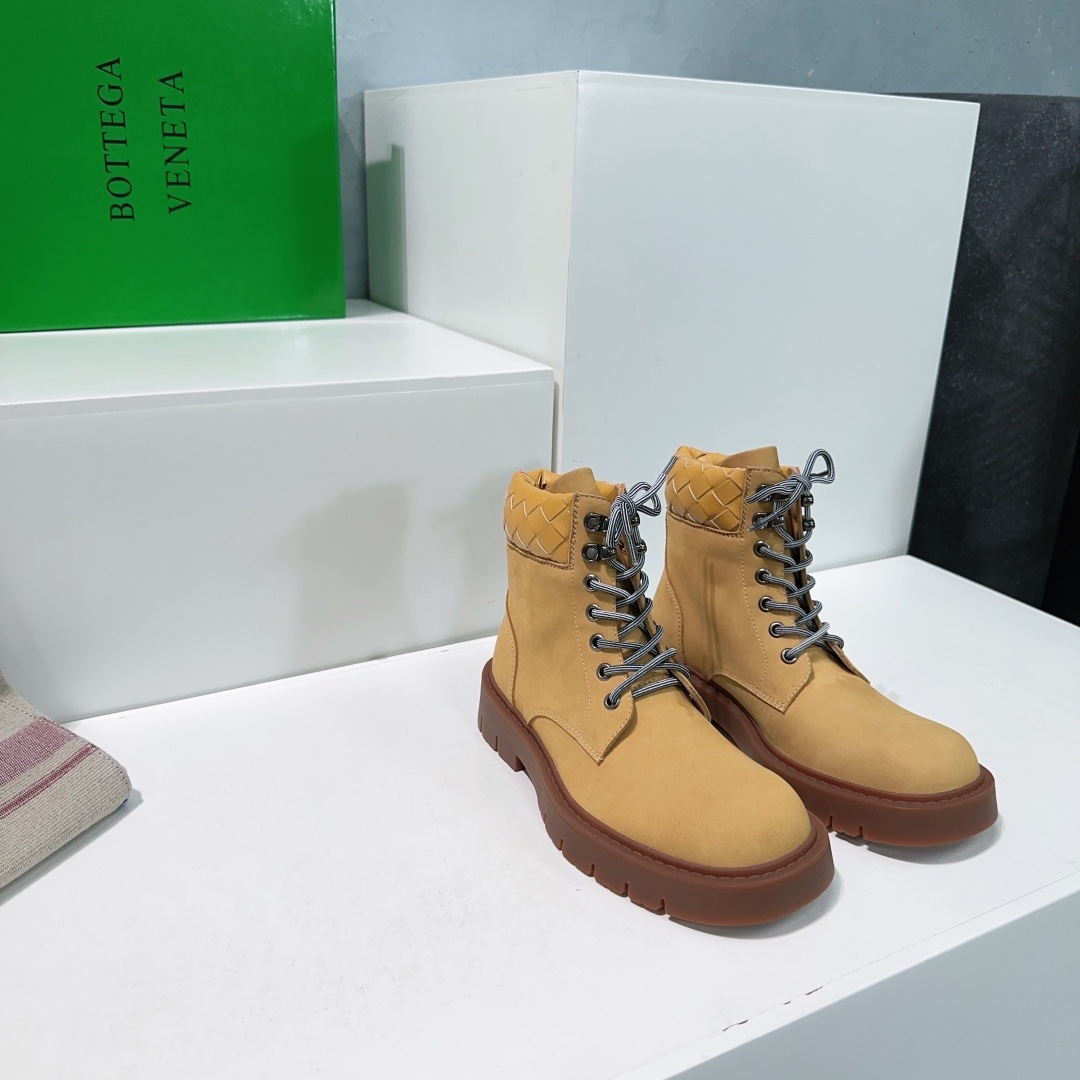 Title: Top Quality Bottega Veneta 25ss Short Boots for Autumn and Winter – Factory Outlet Summary: High-quality Bottega Veneta 25ss short boots for fall and winter, featuring a - 图片 8