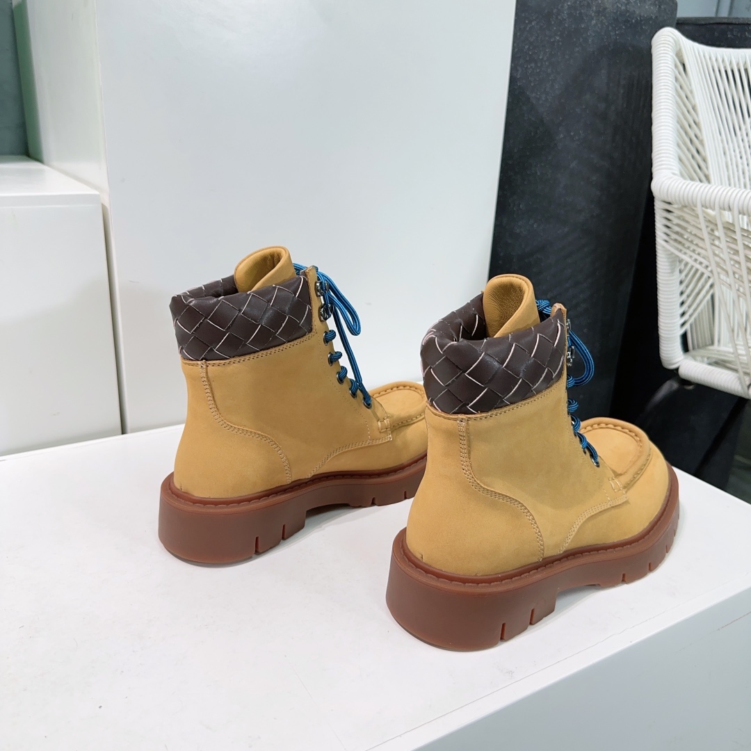 “Top Quality Bottega Veneta 25ss Short Boots – Perfect for Autumn and Winter | Original Design, High Quality” - 图片 4